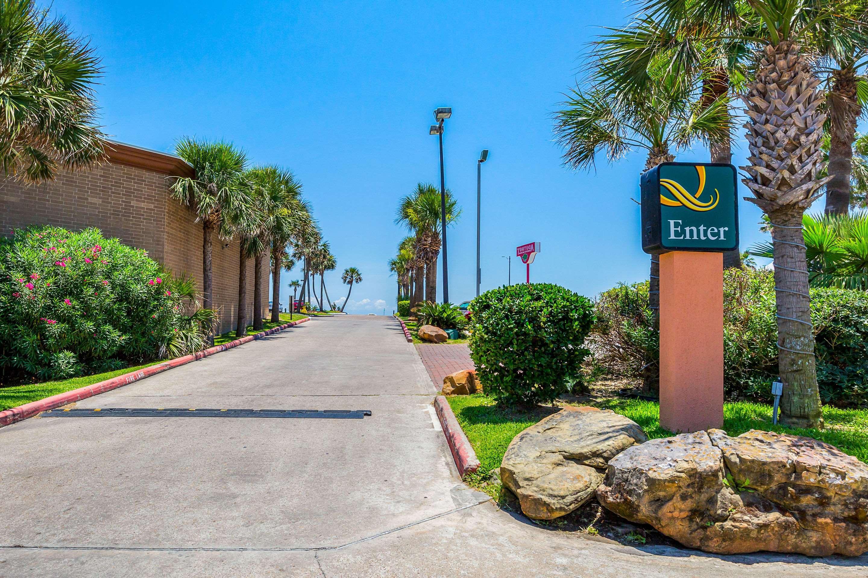 Quality Inn & Suites Galveston - Beachfront Bagian luar foto